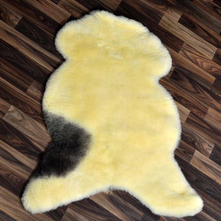 Medizinisches Lammfell – echtes Naturfell 90x70 Hundebett #9920 Medizinisches Lammfell – echtes Naturfell 90x70 Hundebett #9920